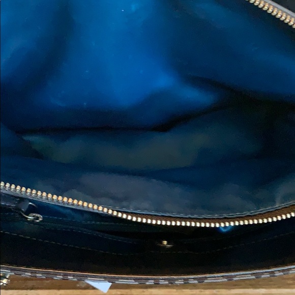 Coach Madison Kimberly Carryall - Picture 9 of 10